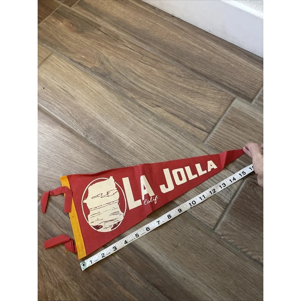 Vintage Pennant Felt La Jolla Red 17